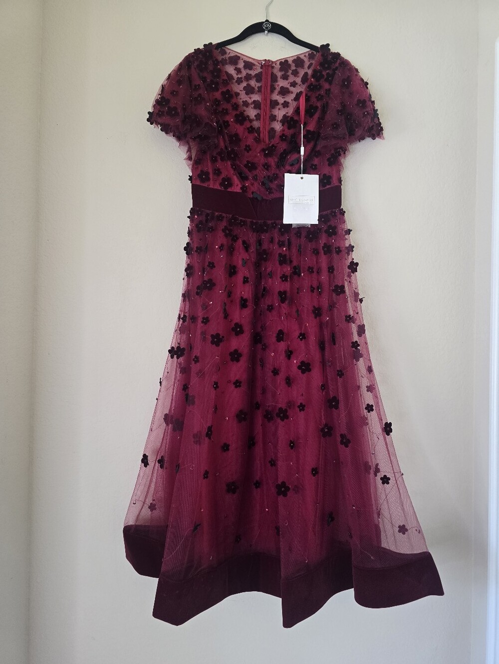 MAC DUGGAL Floral Appliqué Cocktail Midi Dress Burgundy NEW Size 6 Velvet